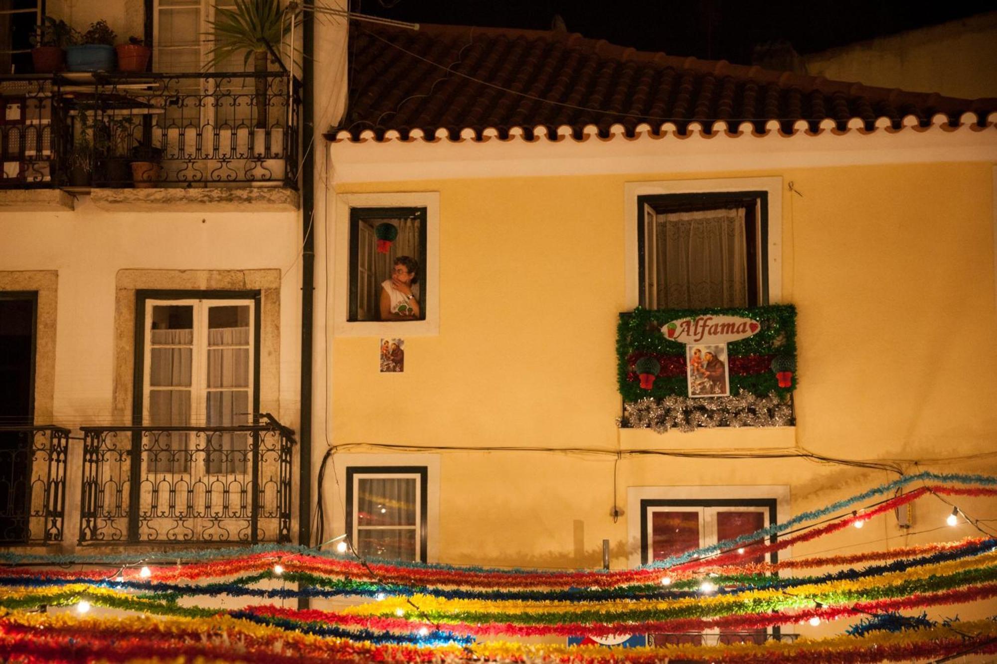 Alfama Apartment Lisbon Bagian luar foto