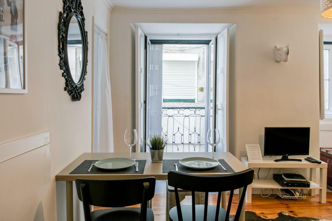 Alfama Apartment Lisbon Bagian luar foto